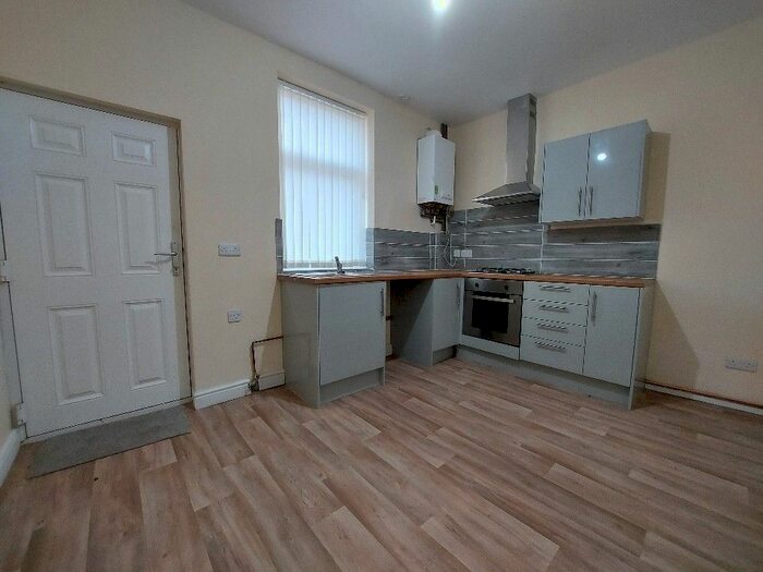2 Bedroom Terraced House To Rent In Hunslet Street, Burnley, BB11