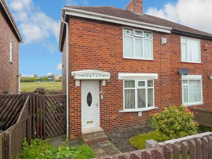 2 Bedroom Property To Rent In Coach Road Green, Gateshead, NE10