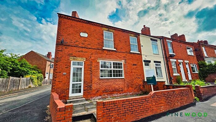 3 Bedroom Terraced House To Rent In Station Road, North Wingfield, S42