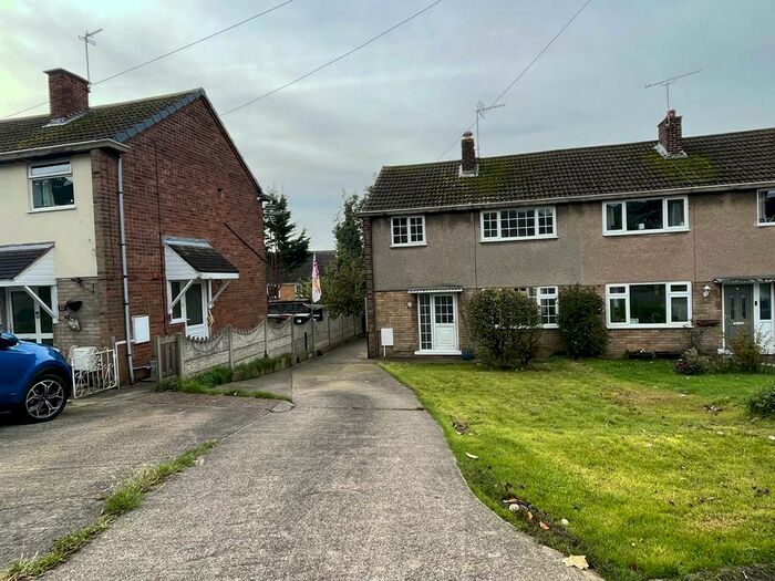 3 Bedroom Semi-Detached House To Rent In Bainbridge Road, S44