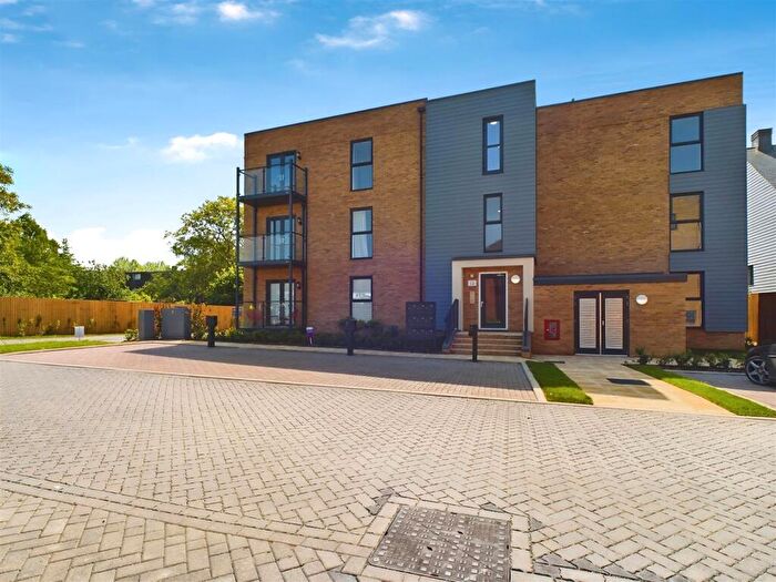 1 Bedroom Flat For Sale In Billing Place, Hitchin, SG4