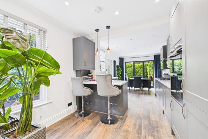 4 Bedroom Terraced House For Sale In Hockliffe Road, Leighton Buzzard, LU7