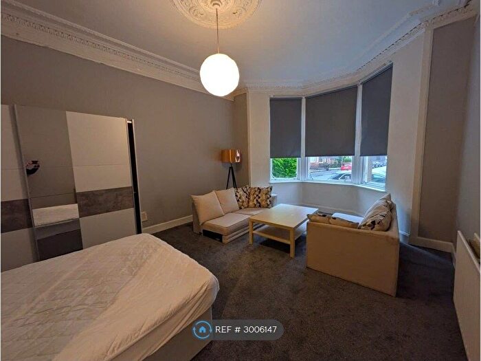 4 Bedroom Flat To Rent In West Princes Street, Glasgow, G4