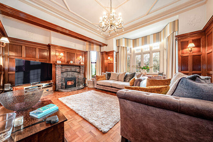 4 Bedroom Semi-Detached House To Rent In Golf Open - Westbourne Road, Birkdale - - Min Walk To Golf Open, PR8