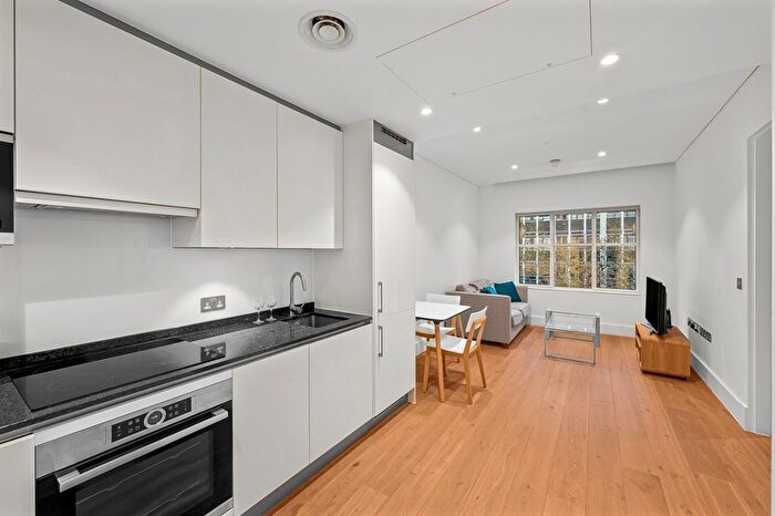 1 Bedroom Flat To Rent In Princes House, - Kingsway, WC2B