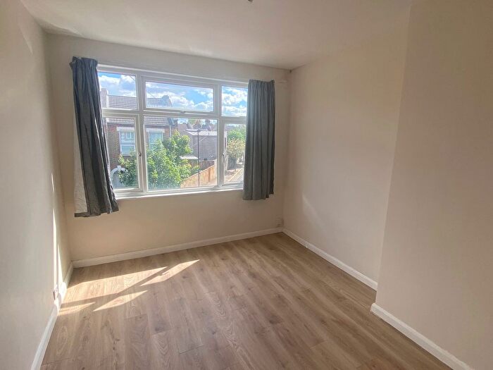 4 Bedroom Terraced House To Rent In Antill Road, Tottenham London, N15