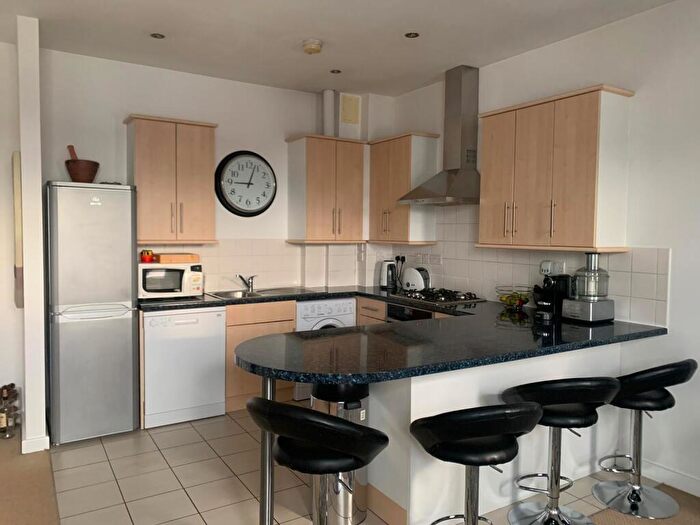 2 Bedroom Apartment To Rent In Aylesbury, HP20