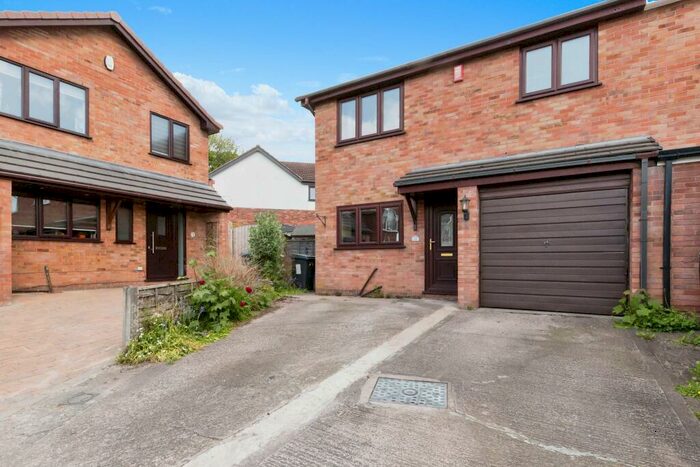 3 Bedroom Semi-Detached House To Rent In Hillfields Close, Congleton, Cheshire, CW12