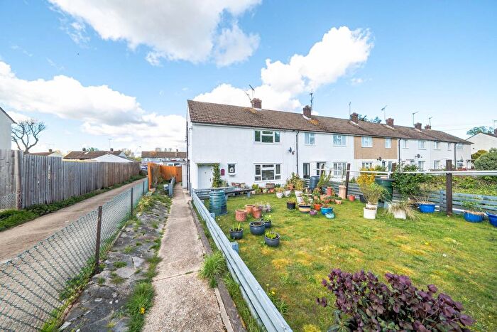 1 Bedroom Flat For Sale In Purbrook Way, Havant, PO9