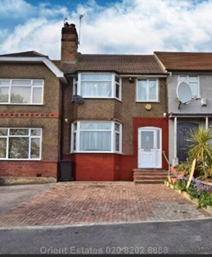 3 Bedroom Terraced House For Sale In Whitton Avenue, Greenford, UB6