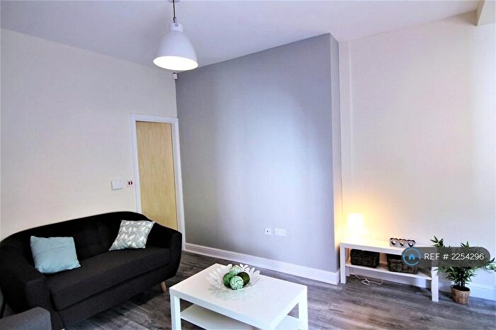 5 Bedroom Terraced House To Rent In Warrington Road, Sheffield, S10
