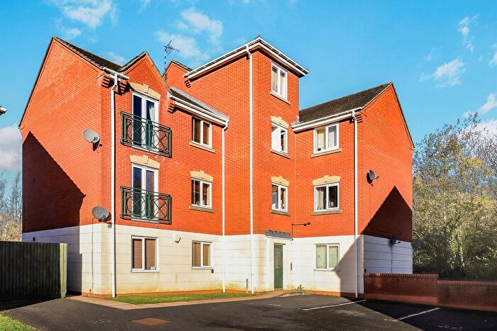 2 Bedroom Flat For Sale In Grayling Walk, Wednesfield, Wolverhampton, WV10