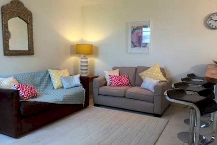 2 Bedroom Cottage To Rent In The Green Marlborough, SN8