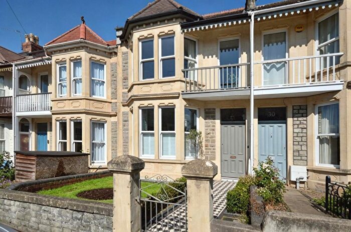 3 Bedroom Terraced House For Sale In Woodbridge Road, Bristol, BS4