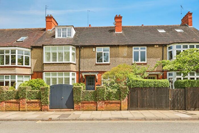5 Bedroom Terraced House For Sale In Trinity Avenue, Northampton, NN2
