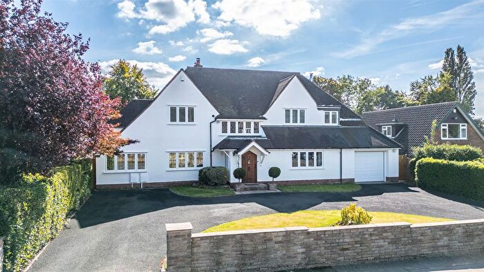 5 Bedroom Detached House For Sale In Wyvern Road, Sutton Coldfield, B74
