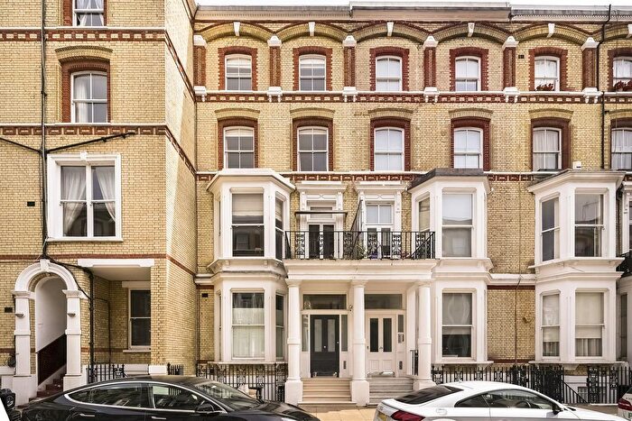 1 Bedroom Flat For Sale In Cheniston Gardens, Kensington, W8