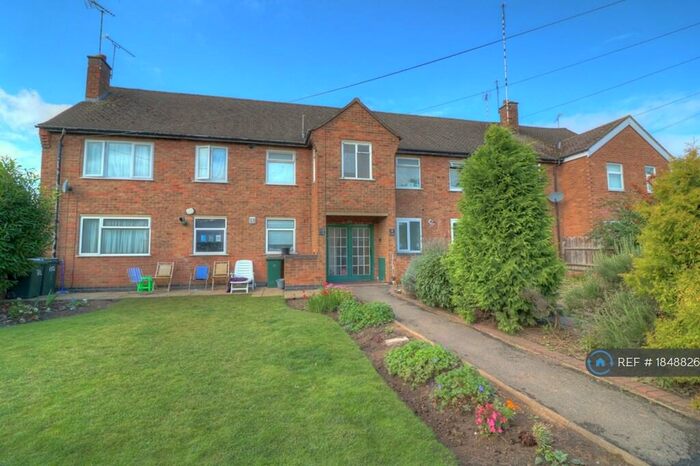 2 Bedroom Flat To Rent In Hipswell Highway, Coventry, CV2