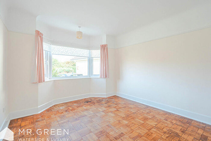 2 Bedroom Detached Bungalow For Sale In Branders Close, Wick, BH6