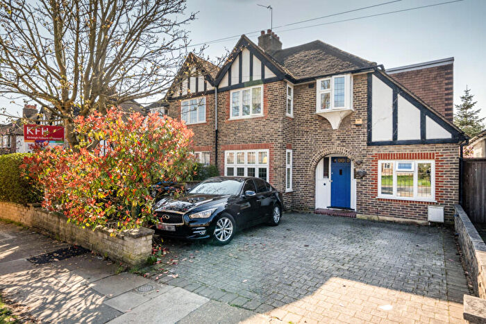 4 Bedroom House To Rent In Kenley Road, Kingston Upon Thames, Surrey, KT1