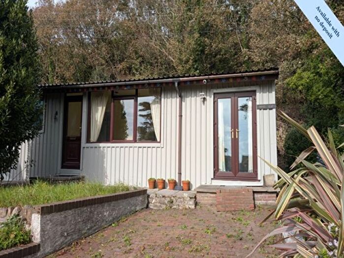 2 Bedroom Detached House To Rent In Frogs Leap, Horton, SA3