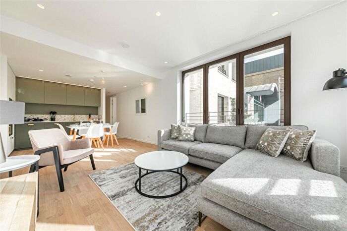 2 Bedroom Apartment To Rent In Haverstock Hill, London, NW3