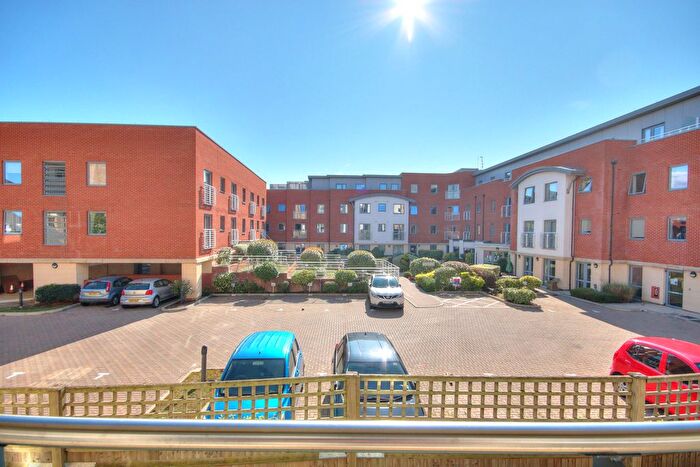 2 Bedroom Flat For Sale In Perkins Gardens, Ickenham, UB10