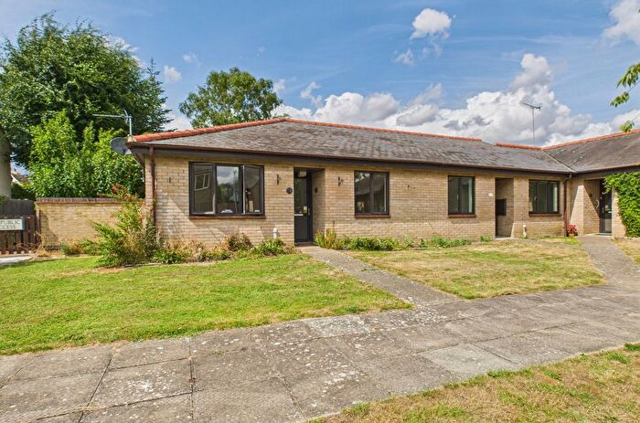 2 Bedroom Bungalow For Sale In Nursery Way, Comberton, CB23