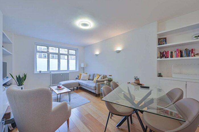 1 Bedroom Flat For Sale In Onslow Crescent, South Kensington, London, SW7