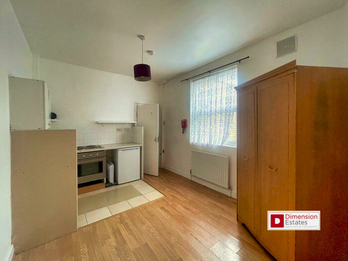 Studio To Rent In Mayola Road, London, E5