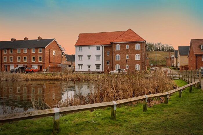 2 Bedroom Flat For Sale In Quarry Avenue, Needham Market, Ipswich, IP6