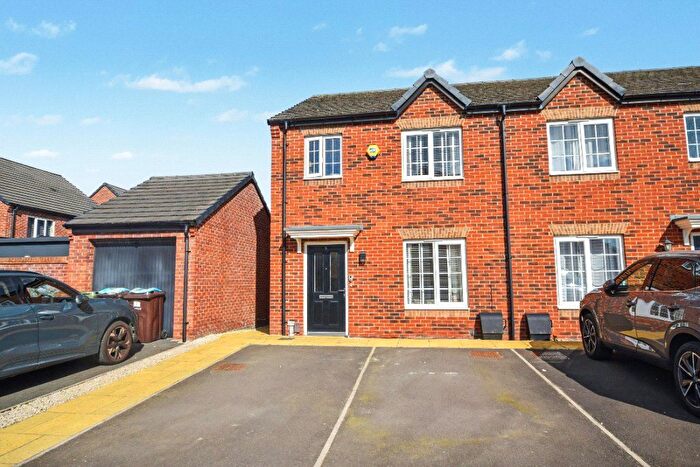 3 Bedroom Terraced House For Sale In Larch View, Normanton, West Yorkshire, WF6