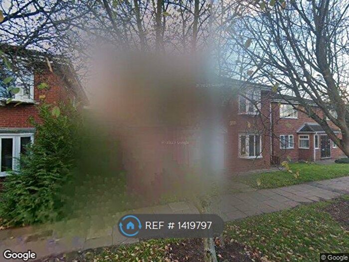 2 Bedroom Flat To Rent In Bessecar, Doncaster, DN4