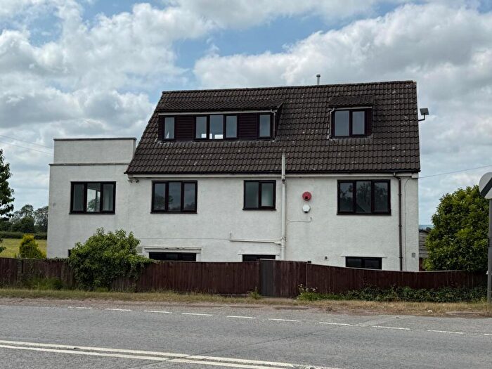 6 Bedroom Detached House For Sale In Castle Lane, Moreton Valence, GL2