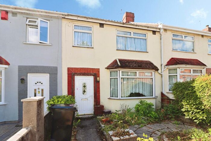 3 Bedroom Terraced House For Sale In Ridgeway Road, Bristol, BS16