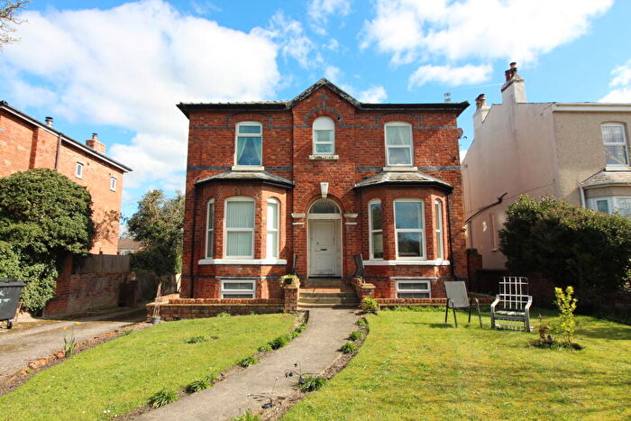 3 Bedroom Flat For Sale In Leyland Mansions, Leyland Road, Southport, Merseyside, PR9