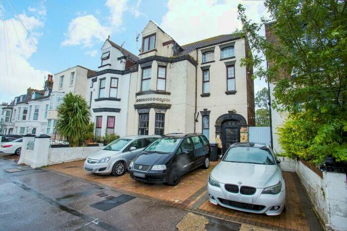 2 Bedroom Maisonette To Rent In Godwin Road, Cliftonville, CT9