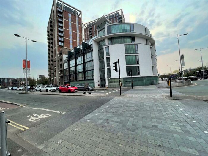 2 Bedroom Apartment To Rent In Transport House, Crescent, Salford, M5