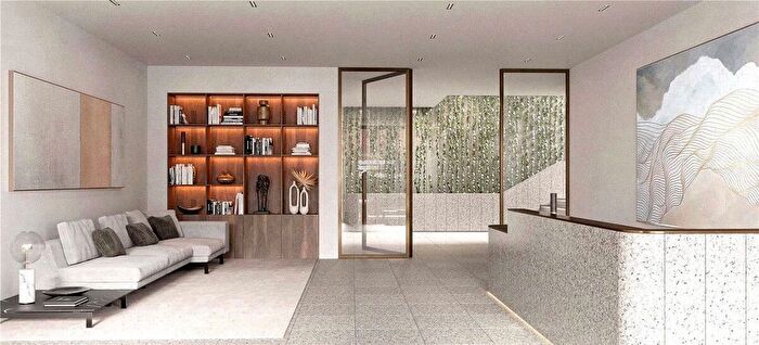 2 Bedroom Flat For Sale In Moxon Street, London, W1U