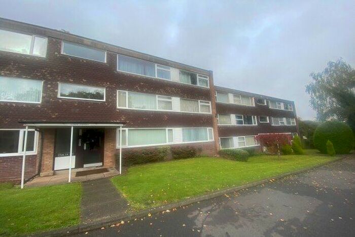 2 Bedroom Flat To Rent In Green Gables, Sutton Coldfield, B74
