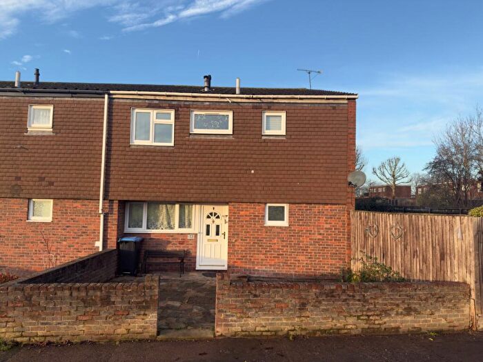 3 Bedroom End Of Terrace House To Rent In Brickenden Court, Waltham Abbey, Essex, EN9