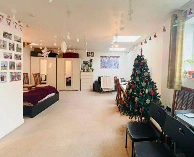 Studio To Rent In Springfield Road, Harrow, HA1