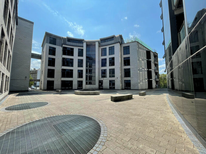 2 Bedroom Apartment To Rent In The Gatehaus, Leeds Road, Bradford, West Yorkshire, BD1