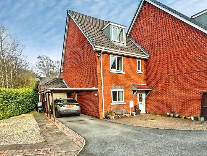 3 Bedroom Semi Detached House For Sale In Bluebell Close, Leekbrook, Staffordshire, ST13