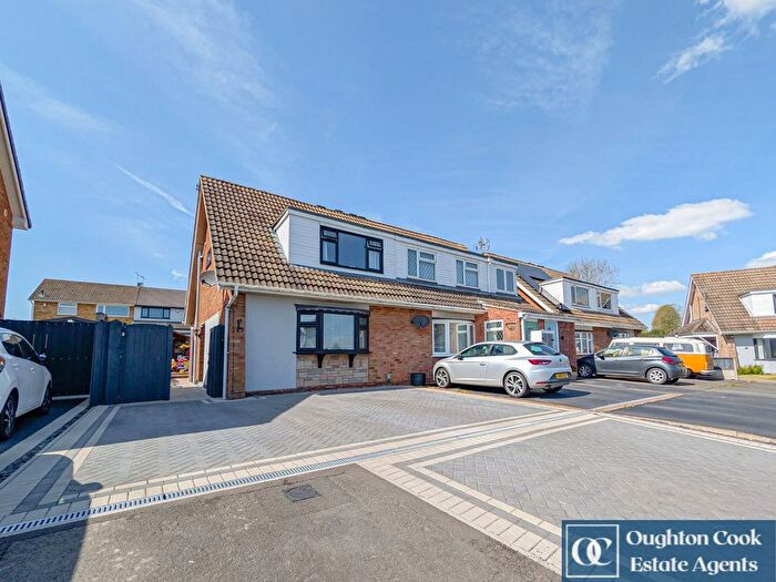 3 Bedroom Semi Detached House For Sale In Mersey Road, Bulkington, CV12