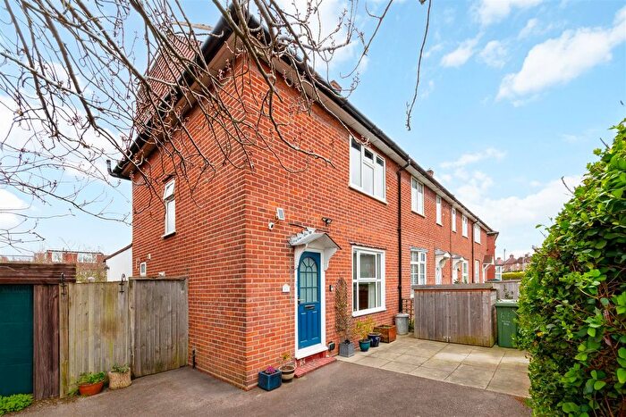 4 Bedroom End Terrace House For Sale In Buckfast Road, Morden, SM4