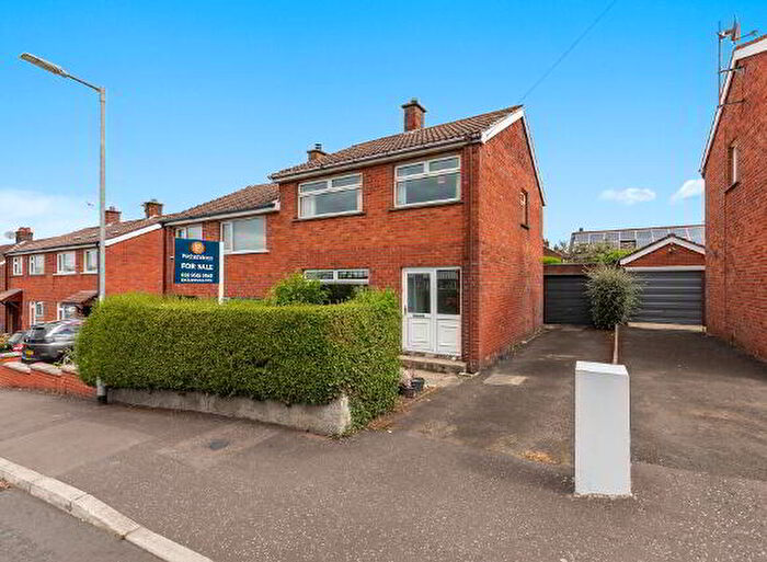 3 Bedroom Semi-Detached House For Sale In Helgor Park, Belfast, BT4