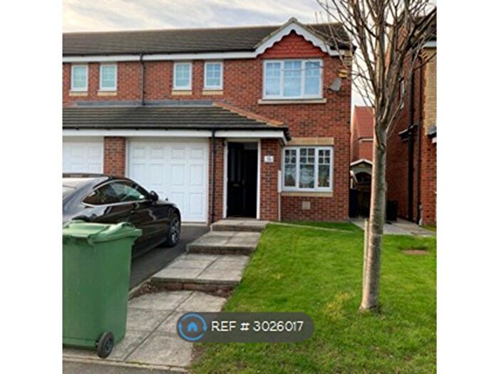3 Bedroom Semi-Detached House To Rent In Low Farm Drive, Redcar, TS10