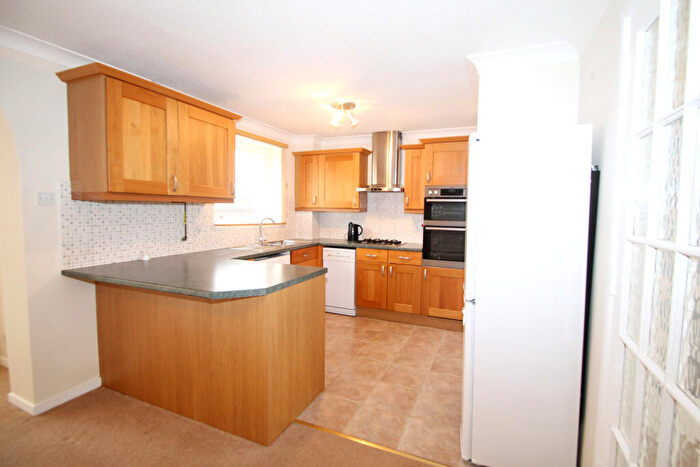 3 Bedroom Semi Detached House To Rent In Alma Road, Orpington, BR5