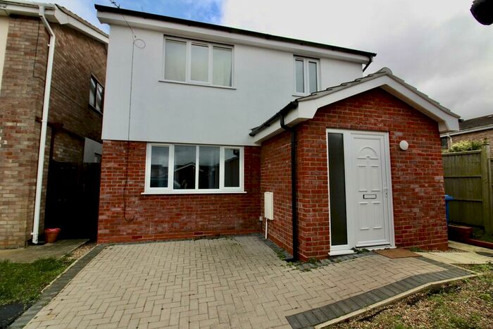 4 Bedroom Detached House To Rent In Cavendish Close, Lowestoft, NR32